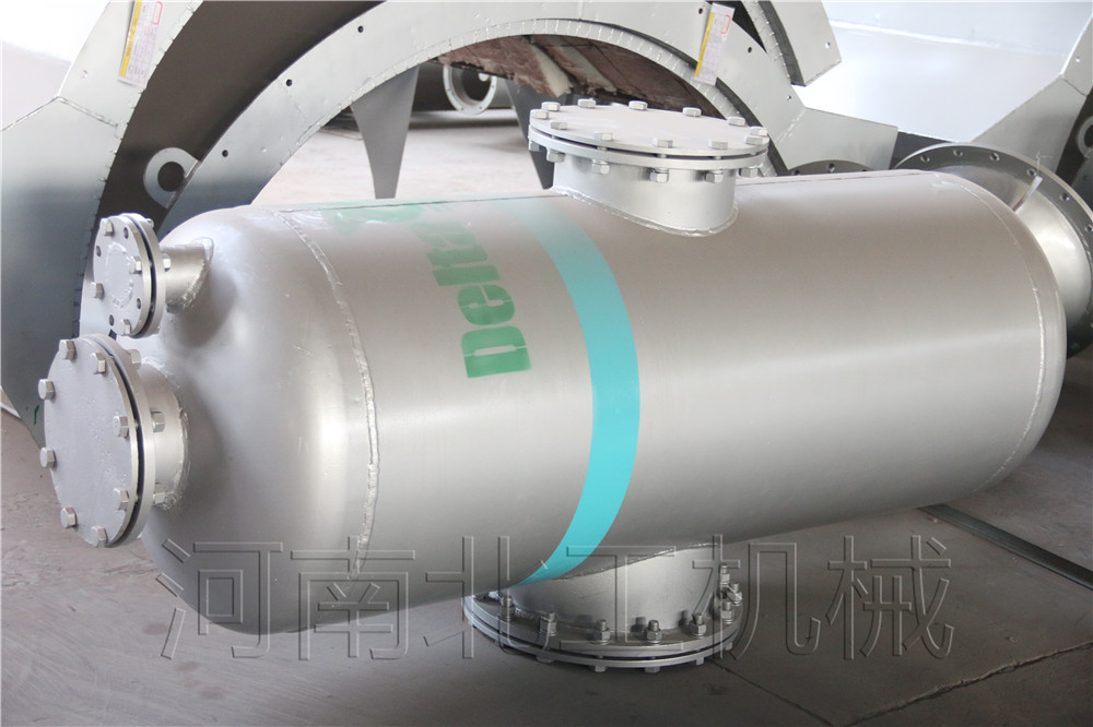 全自動連續式廢輪胎煉油設備的工藝和設備特點